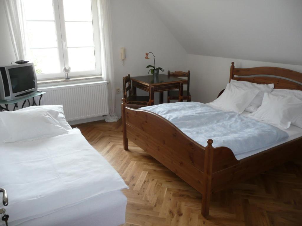 Penzion Venkoff Sazava  Bagian luar foto